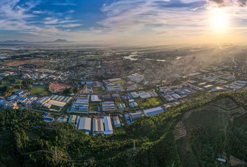 khu công nghiệp Vĩnh Phúc nhìn từ trên cao với hệ thống nhà máy và hạ tầng sản xuất hiện đại